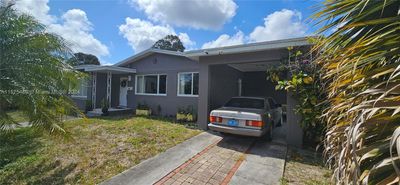 80 Ne 133rd St, House other with 2 bedrooms, 2 bathrooms and null parking in North Miami FL | Image 2