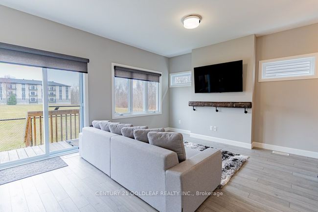 13 Livya St, House attached with 3 bedrooms, 3 bathrooms and 2 parking in Limoges ON | Image 8