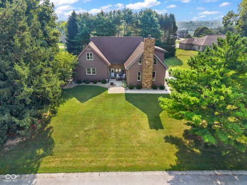 2065 Fairway Dr, Greencastle, IN, 46135-9207 | Card Image