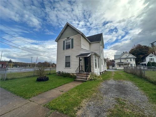11 Hoefler Ave, Ilion, NY, 13357-1815 | Card Image