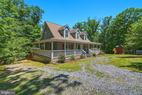 671 Willow Ln, MOUNT JACKSON, VA, 22842-8402 | Card Image