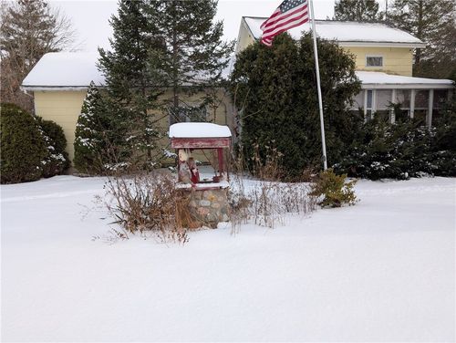 2486 Canandaigua Rd, Macedon, NY, 14502-8842 | Card Image