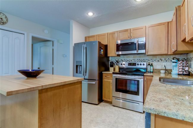 5 - 2291 Americus Boulevard W, Condo with 2 bedrooms, 2 bathrooms and null parking in Clearwater FL | Image 11