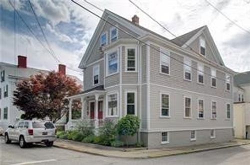 apt-1-44 Charles St, Newport, RI, 02840-5203 | Card Image