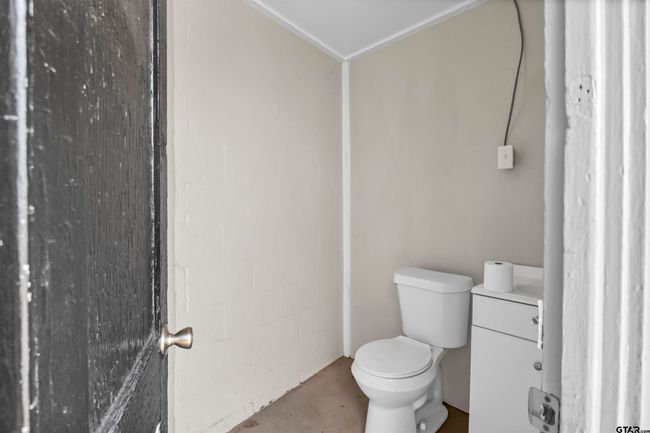 101 W Duval St, Home with 0 bedrooms, 0 bathrooms and null parking in Troup TX | Image 32