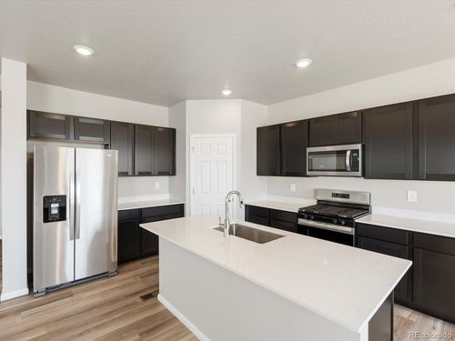 509 97th Ave, Greeley, CO, 80634-4592 | Card Image