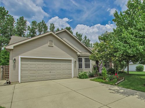 5928 Bluegrass Trl, McHenry, IL, 60050-5121 | Card Image
