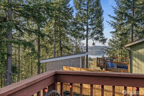 31 Ne Skipper Ct, Belfair, WA, 98528-9258 | Card Image