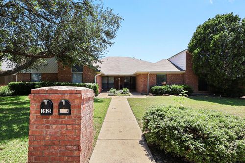 3924 Morman Ln, Addison, TX, 75001-4409 | Card Image