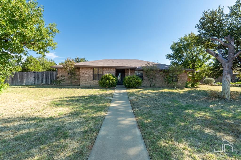 Blue Grama Cir, San Angelo, TX 76904