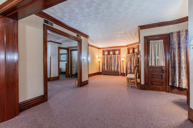339 E Chestnut St, House other with 3 bedrooms, 3 bathrooms and 5 parking in Sheffield IL | Image 7