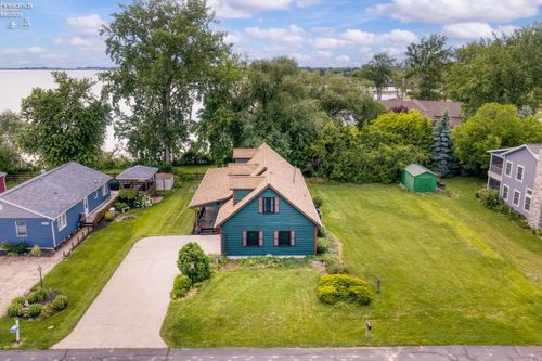 2350 S Commodore Ct, Marblehead, OH, 43440 | Card Image