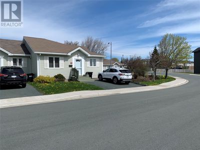 22 L'anse Aux Meadows Cres, Home with 3 bedrooms, 3 bathrooms and null parking in St. John's NL | Image 1