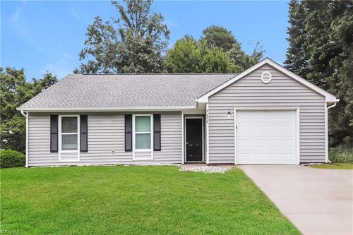 5608 Landerwood Dr, Greensboro, NC, 27405-9520 | Card Image