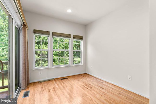 9956 Fragrant Lilies Way, Townhouse with 3 bedrooms, 3 bathrooms and null parking in LAUREL MD | Image 16