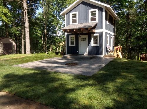 8523 W Easy St, Mears, MI, 49436-9423 | Card Image