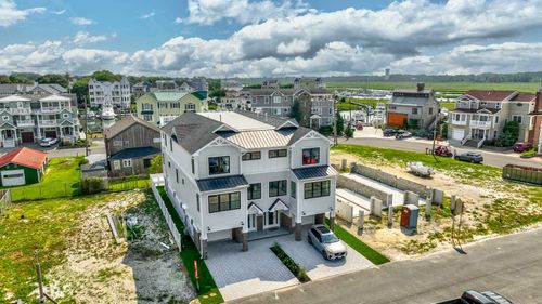 unit-1-880 1st Ave, Cape May, NJ, 08204-5264 | Card Image