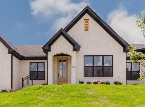 48 Driftwood Ln, Little Rock, AR, 72223-4974 | Card Image