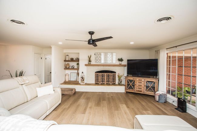 105 Cherry Ln, House other with 3 bedrooms, 3 bathrooms and null parking in Lamesa TX | Image 8