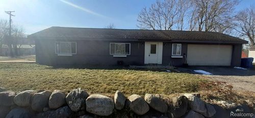 2557 Desmond, Waterford Twp, MI, 48329-2821 | Card Image