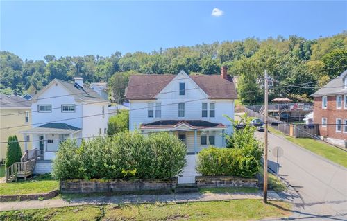 230 Kline Ave, N Versailles, PA, 15137-1128 | Card Image