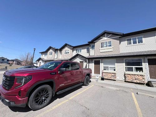 138 Saddlebrook Pt Ne, Calgary, AB, T3J0G3 | Card Image