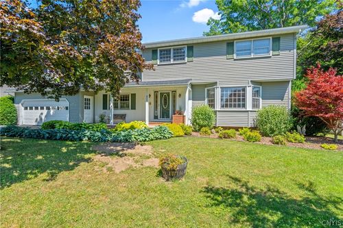 4776 Edgeworth Dr, Manlius, NY, 13104-2106 | Card Image