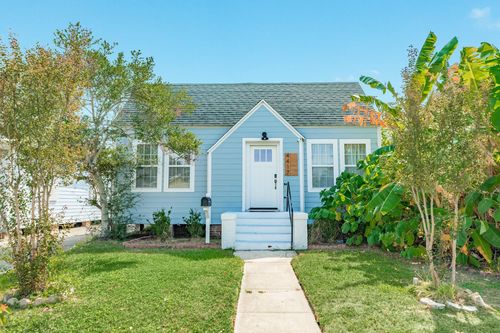4417 Avenue R, Galveston, TX, 77550-7350 | Card Image