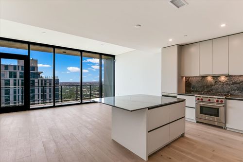 unit-4602-610 Davis St, Austin, TX, 78701-5093 | Card Image