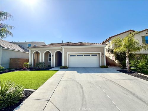 27460 Big Bend Dr, Menifee, CA, 92585-8167 | Card Image
