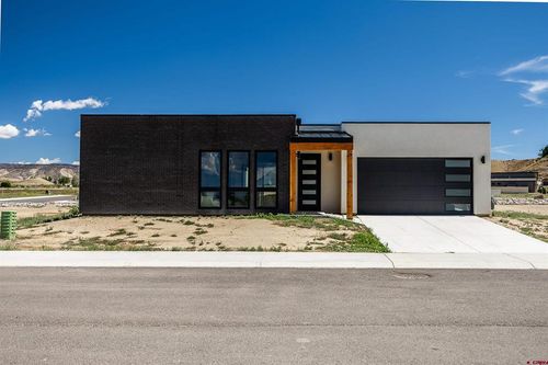 3444 Kestrel Loop, Montrose, CO, 81401-7453 | Card Image