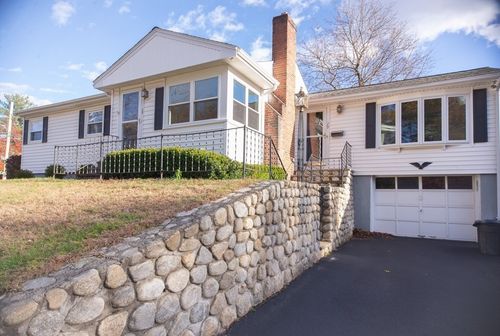 29-29 Rainbow Ave, Chelmsford, MA, 01824-1663 | Card Image