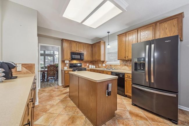 1304 Pine Forest Dr, House other with 4 bedrooms, 3 bathrooms and 3 parking in Pearland TX | Image 14