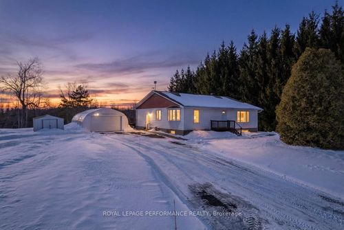 20276 Maple Rd, Williamstown, ON, K0C2J0 | Card Image