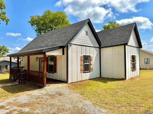 106 S Maulding St, Marshall, TX, 75670-4446 | Card Image