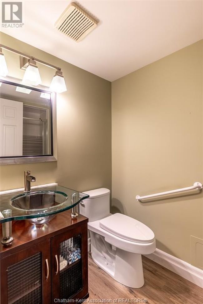 604 - 10 Van Allen Ave, Condo with 2 bedrooms, 2 bathrooms and null parking in Chatham ON | Image 12