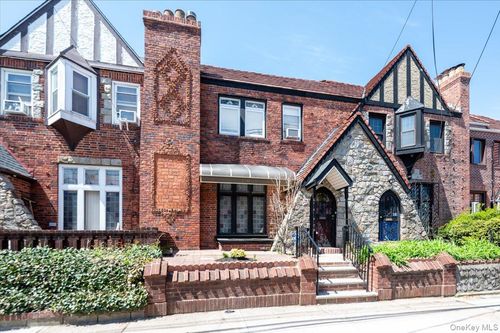 13010 227th St, Laurelton, NY, 11413-1725 | Card Image