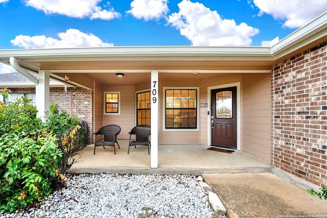 709 Voges St, House other with 4 bedrooms, 3 bathrooms and null parking in Poth TX | Image 7