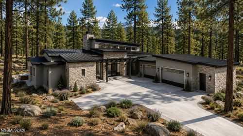 240-230 Redding Way, Carson City, NV, 89705-6969 | Card Image