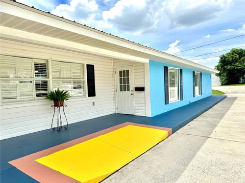 ste-a-900 Hillcrest Ave, LAKE PLACID, FL, 33852-9694 | Card Image