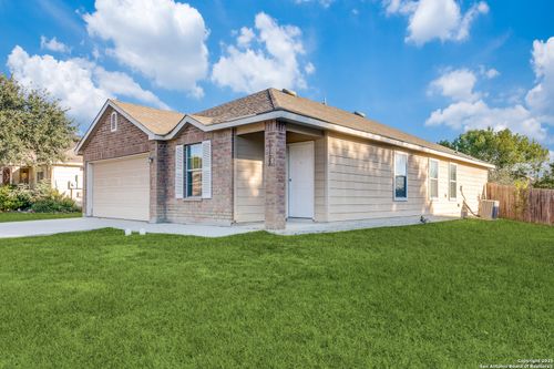 16122 Caballo Run, Selma, TX, 78154-3938 | Card Image