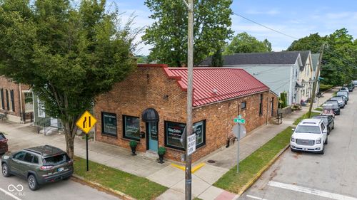 502 E Main St, Madison, IN, 47250-3647 | Card Image