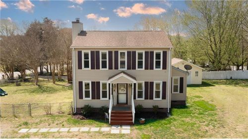 6676 Magnolia Dr, Gloucester, VA, 23061-4239 | Card Image