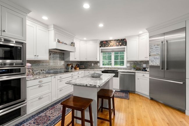 15 Mary Jane Cir, House other with 5 bedrooms, 5 bathrooms and 4 parking in Worcester MA | Image 7