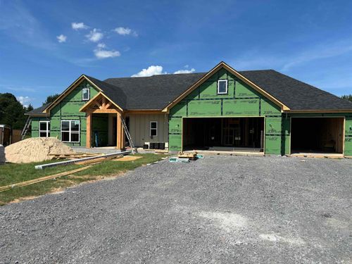 85 Emerald Ln, Greers Ferry, AR, 72067-9238 | Card Image