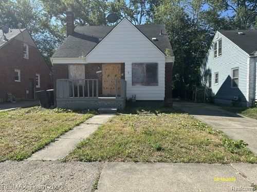 16410 Manning St, Detroit, MI, 48205-2033 | Card Image