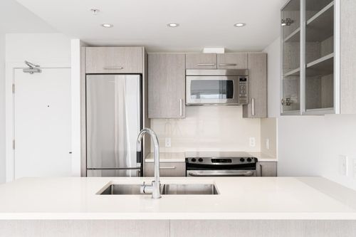 252-955 E Hastings St, Vancouver, BC, V6A0G8 | Card Image