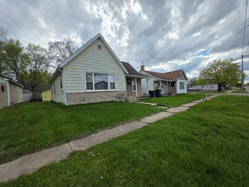 806 Mansion St, Mauston, WI, 53948-1707 | Card Image