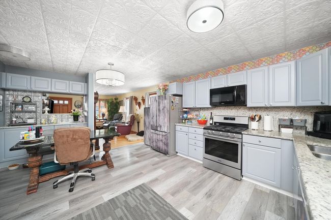 14848 Keystone Ave, House other with 4 bedrooms, 3 bathrooms and 3 parking in Midlothian IL | Image 8