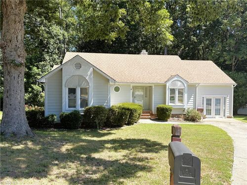 4025 Sherry Ct, Jamestown, NC, 27282-9078 | Card Image